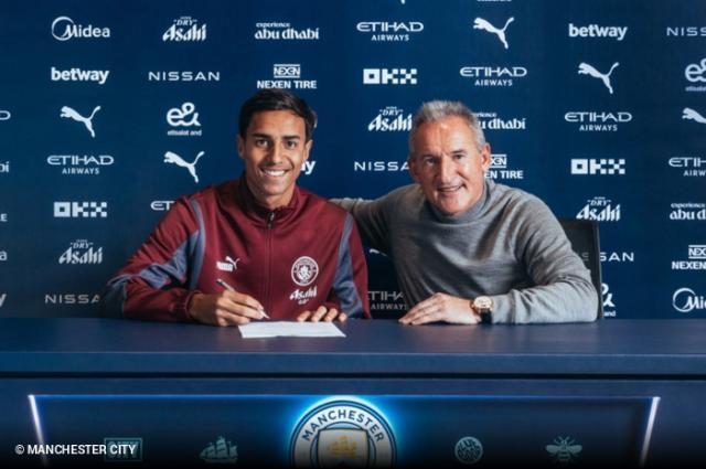 官方赛事平台-19岁雷斯转会曼城 他能适应吗？他能踢出名堂吗？